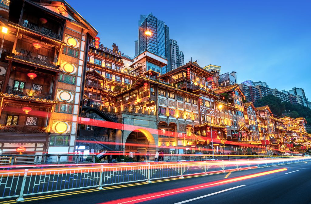 Recuo do setor imobiliário limita capacidade de resposta da China em cenário de tensão global